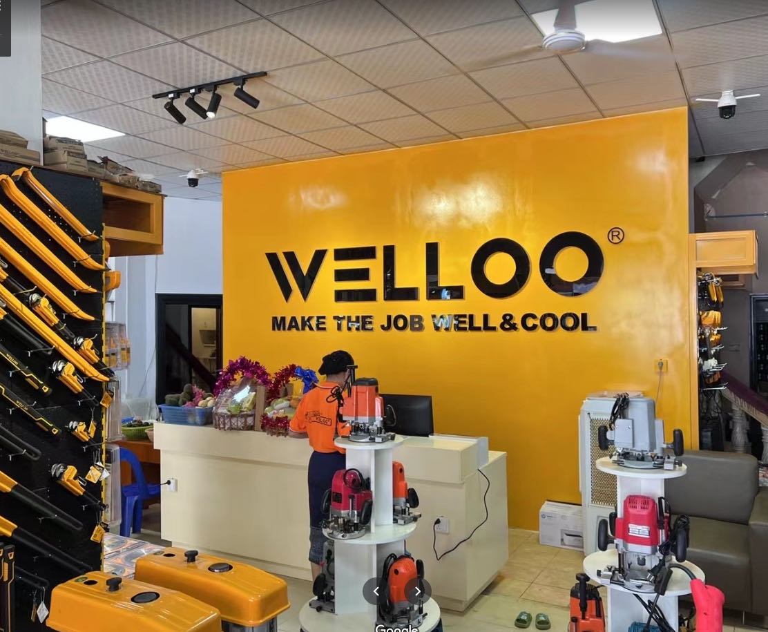 WELLOO dealer interior