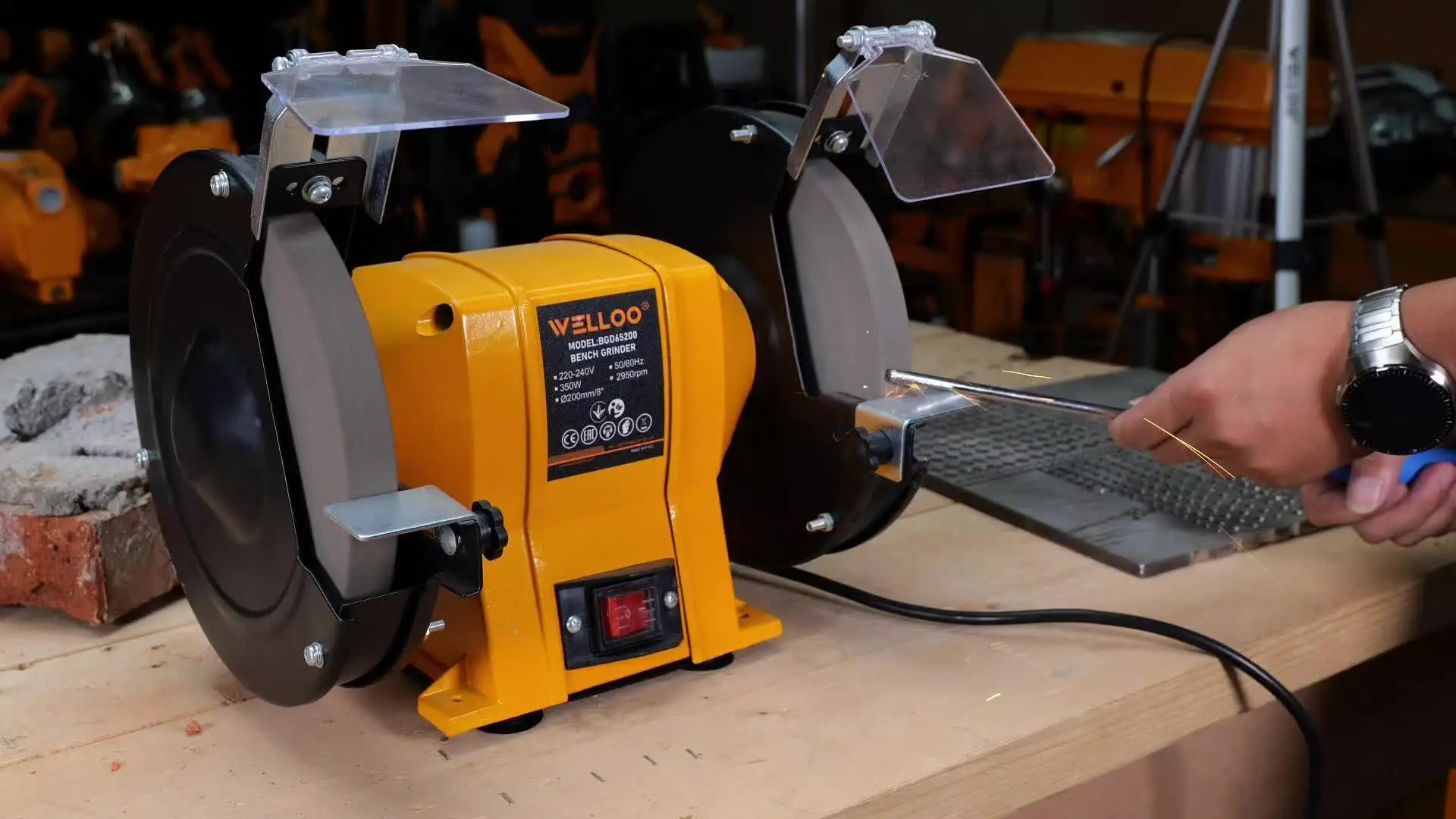 WELLOO High Quality 190W Electric Mini Desktop Electric Bench Grinder 6mm Thickness Small Industrial Bench Grinder Machine model BGD65150 POWER TOOLS product thumbnail 9
