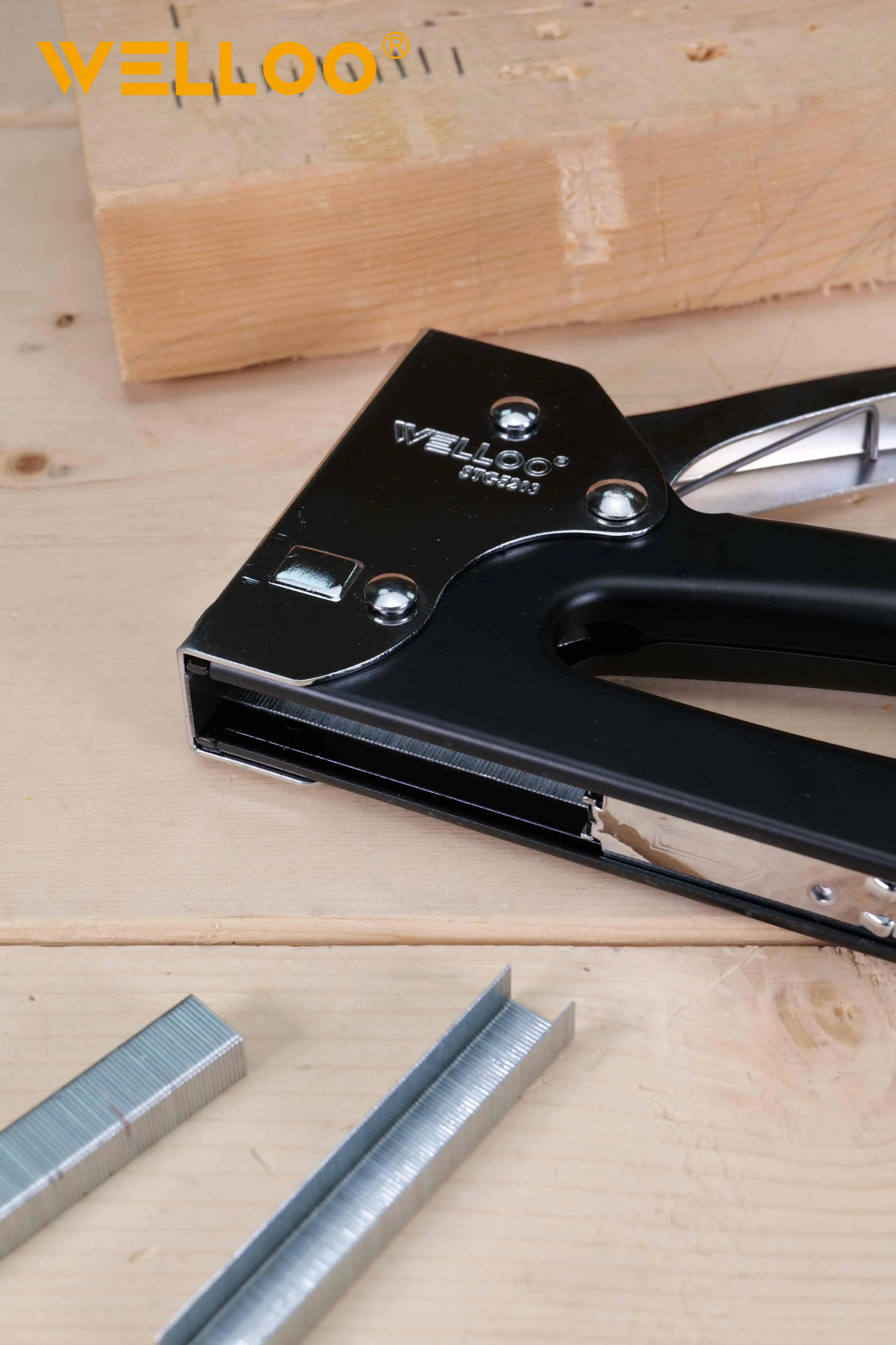 WELLOO 13/8 Staples Manual Staple Gun Portable Heavy Duty Stapler Upholstery Stapler model STG5203 HAND TOOLS product thumbnail 4