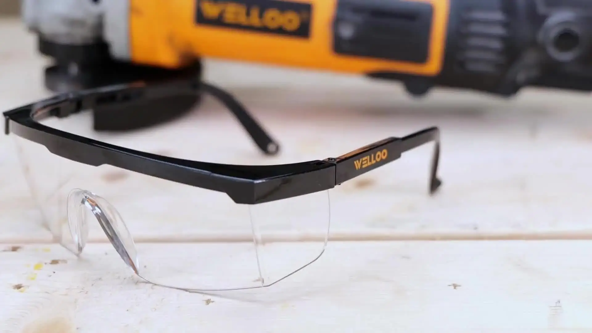 WELLOO Protective Safety Goggles Anti-Fog Scratch-Resistant Adjustable Strap for Industrial and DIY Use model SFG1001 SAFETY PRODUCTS product detail photo 7
