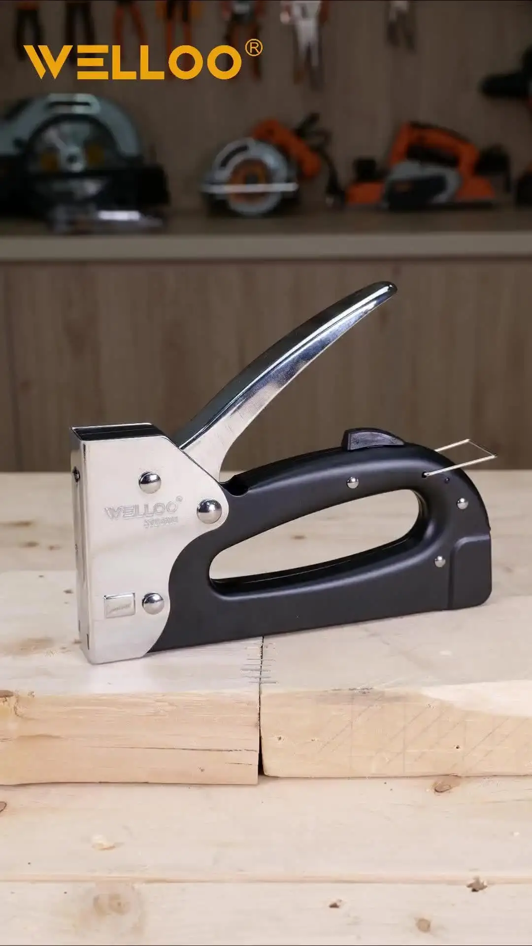 WELLOO 13/8 Staples Manual Staple Gun Portable Heavy Duty Stapler Upholstery Stapler model STG5203 HAND TOOLS product detail photo 7